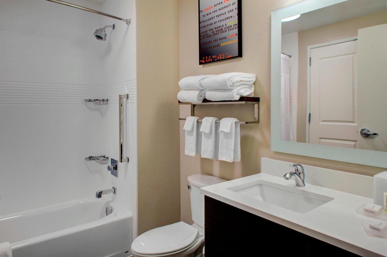 Towneplace Suites By Marriott Phoenix Chandler/Fashion Center Eksteriør billede